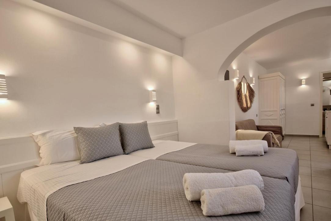 Katerina Mare Aparthotel เนาซา ภายนอก รูปภาพ