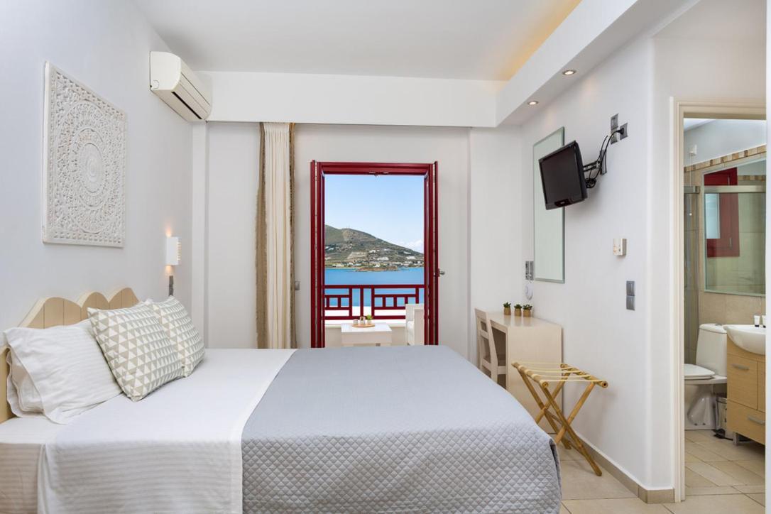 Katerina Mare Aparthotel เนาซา ภายนอก รูปภาพ